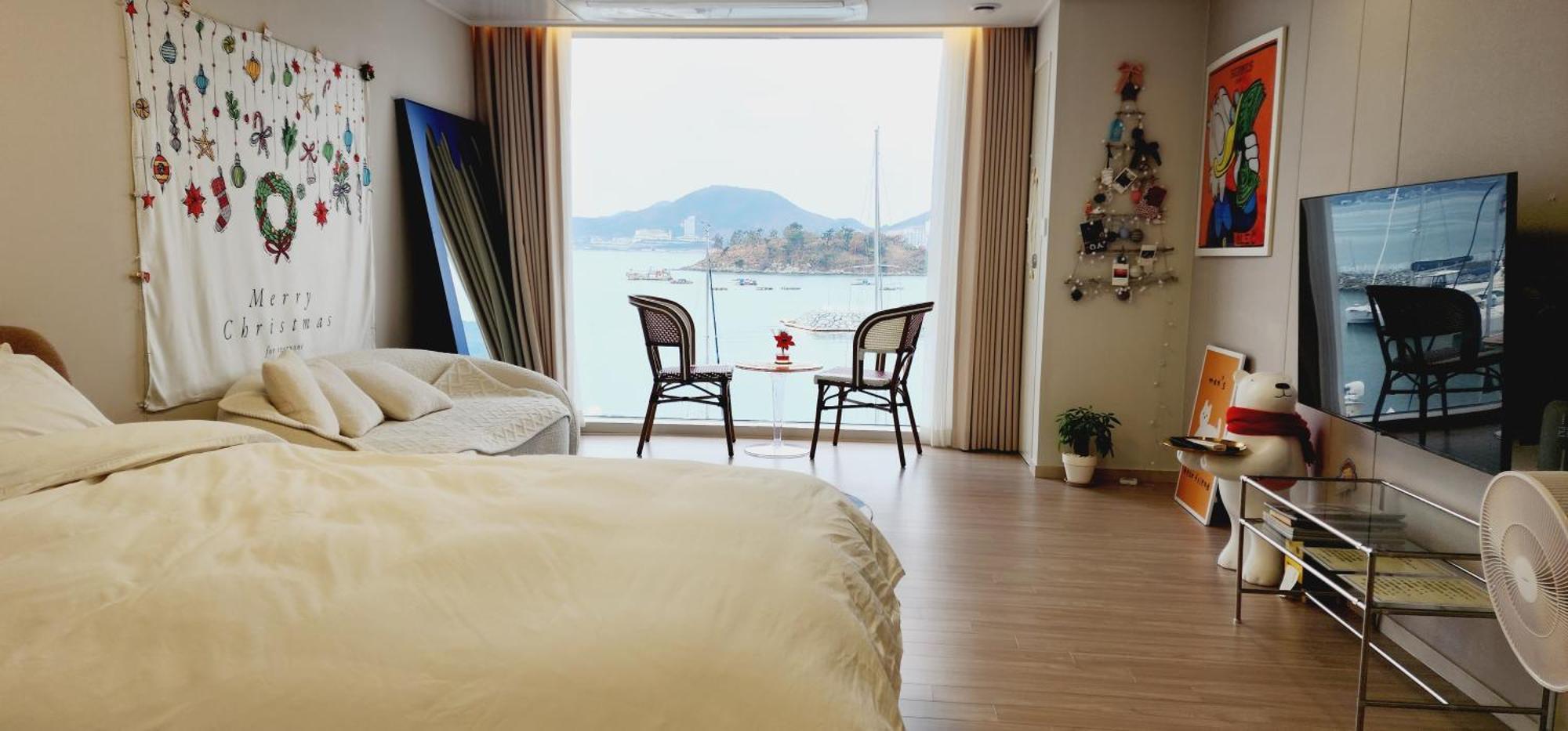 The Castle Ocean Suite 여수 외부 사진